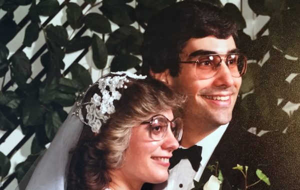 Wedding portrait of Jeffrey Kaufman ’78 and Nancy Gorman ’80