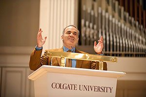 Kasparov speaks in Colgate Memorial Chapel