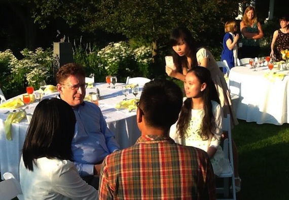 President Herbst talking to students from Xiamen University. Photo by Cody Tipton '07