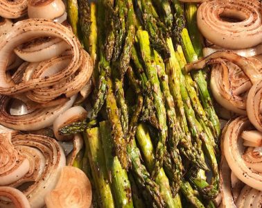 Grilled mushrooms and asparagus