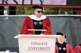 Wynton Marsalis, dressed in commencement robe and sunglasses, gives the 2023 commencement speech.