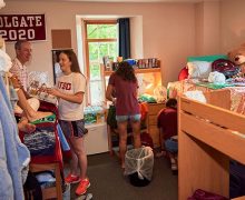 First-year roommates move into their new room