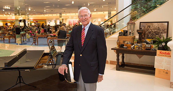 Charles “Chuck” von Maur ’52 has been in the family business for more than 55 years.
